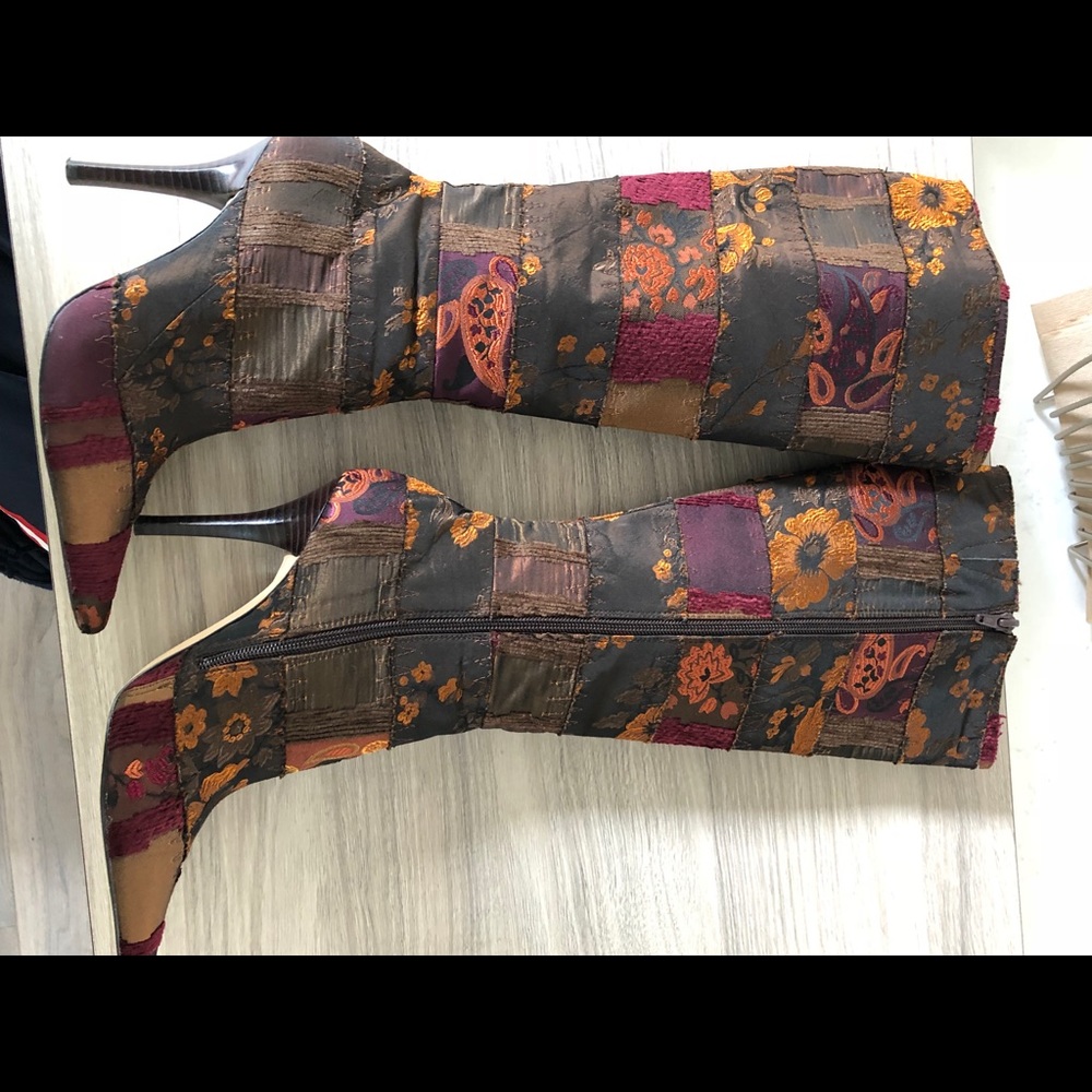 Pre owned Hype Multi Colored Fabric Boots